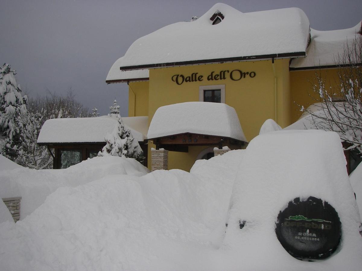 Hotel Valle Dell' Oro Pescasseroli Buitenkant foto