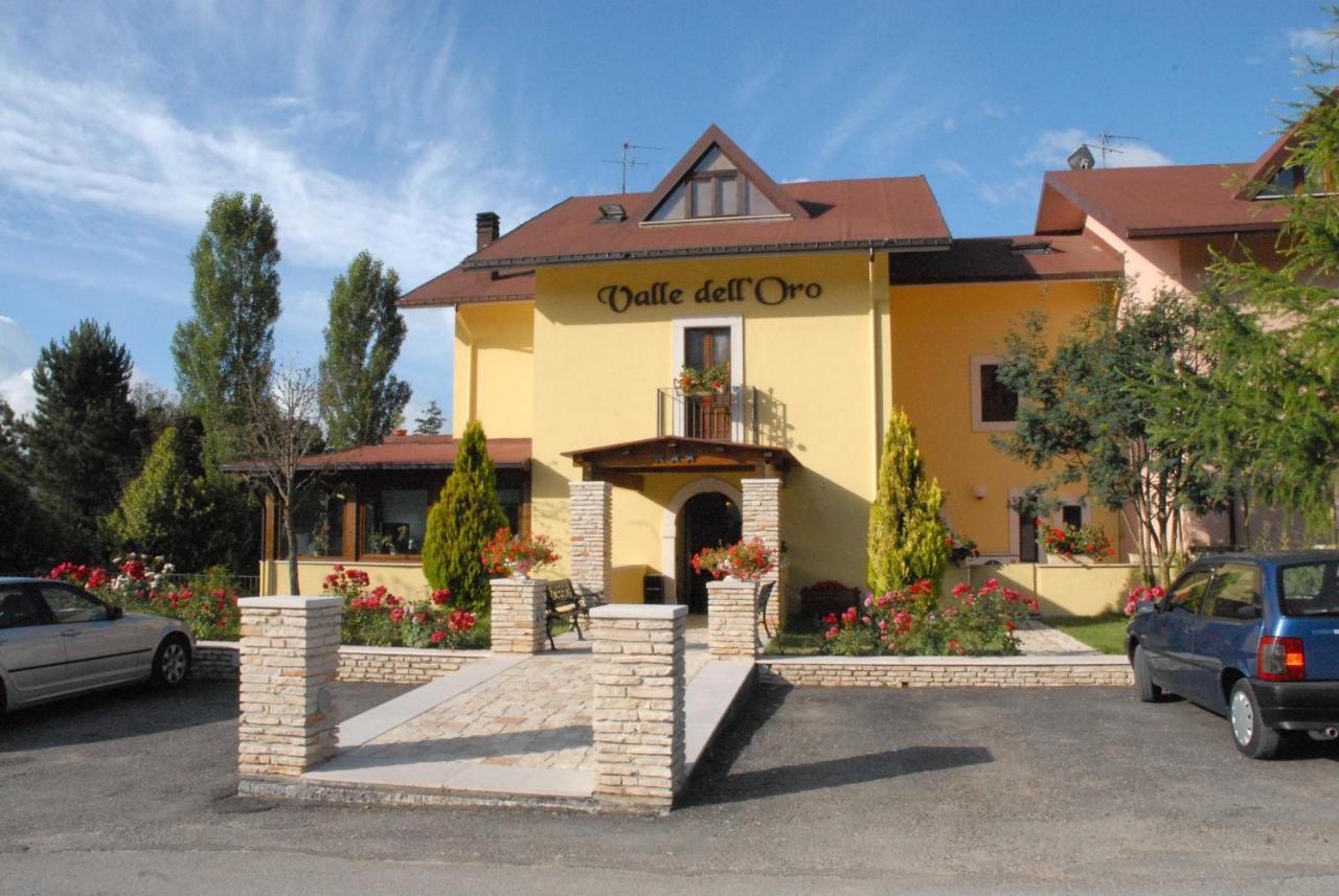 Hotel Valle Dell' Oro Pescasseroli Buitenkant foto